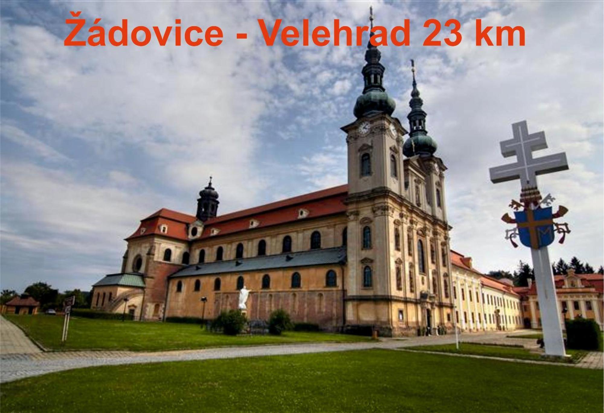 Cyklo ubytování a vinný sklep Žádovice Esterno foto
