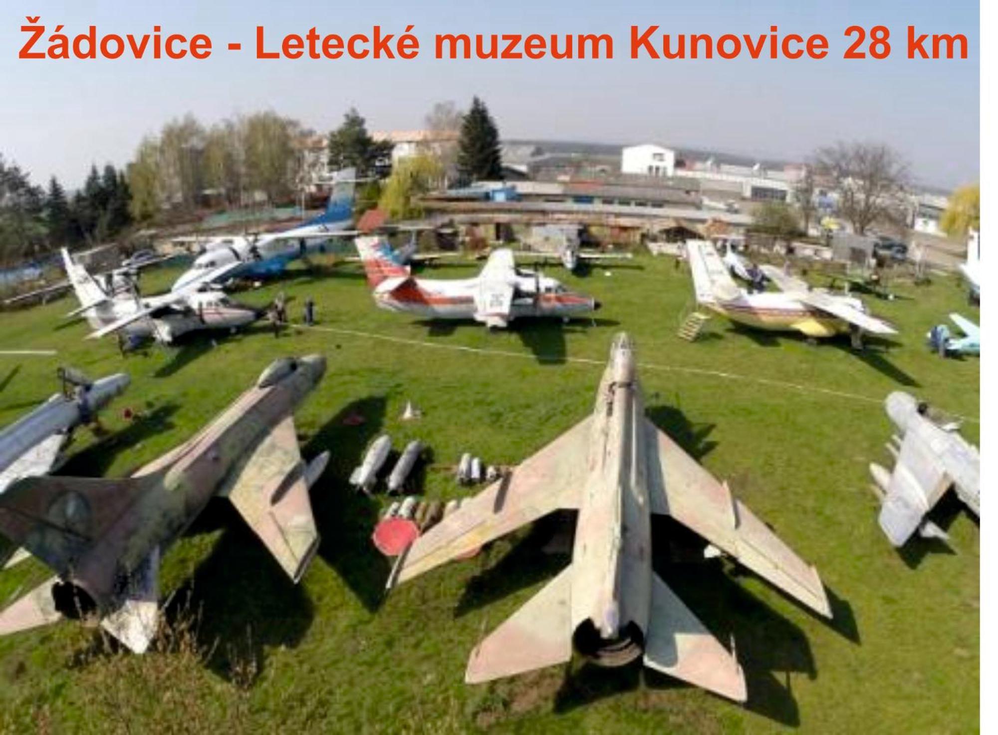 Cyklo ubytování a vinný sklep Žádovice Esterno foto